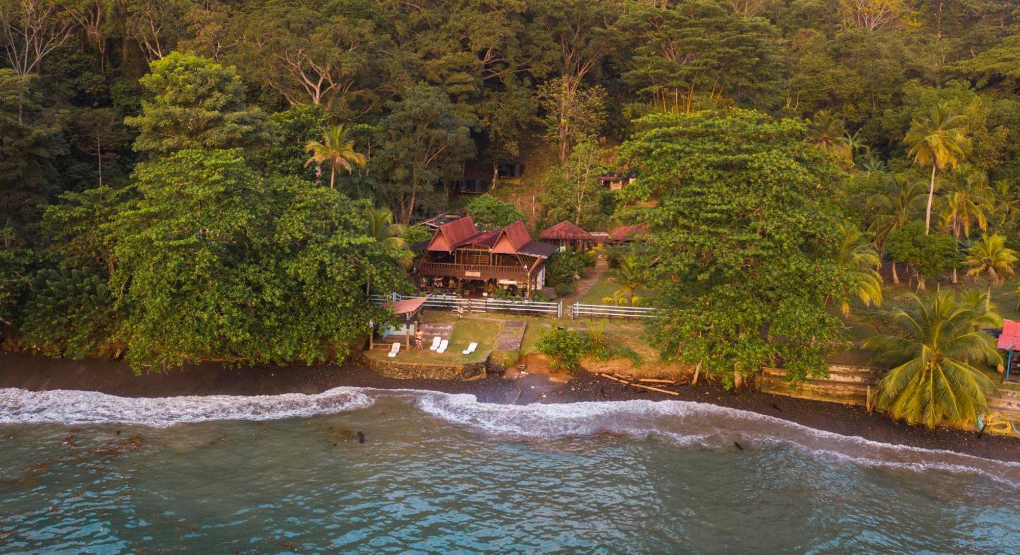 Hotel Bahia Aguacate Capurgana Exterior photo