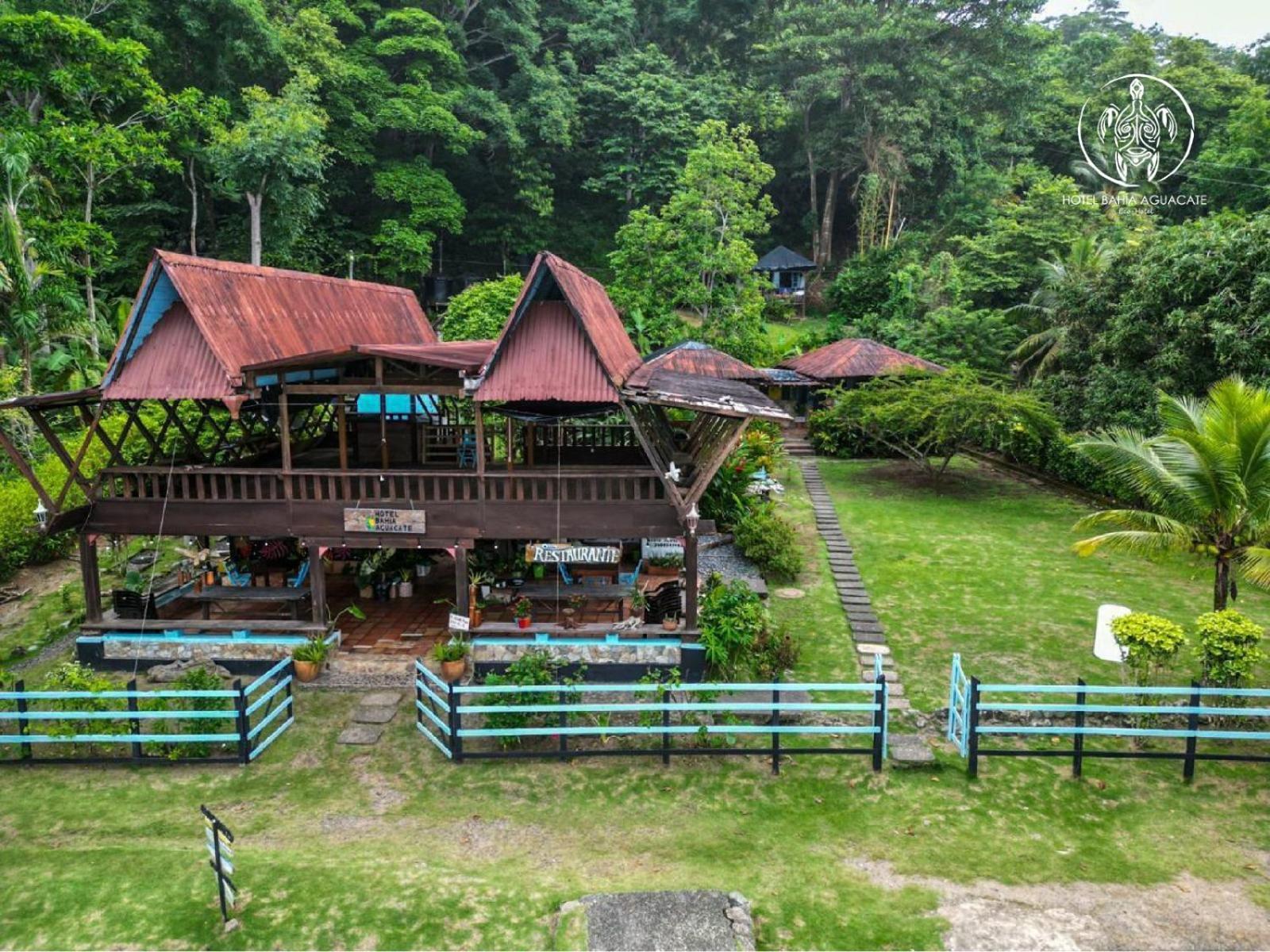 Hotel Bahia Aguacate Capurgana Exterior photo